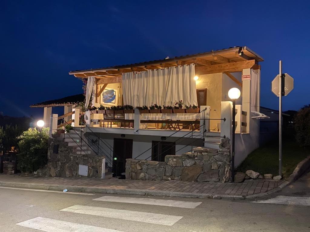 Apartamento Blue Portrait House Golfo Aranci Exterior foto