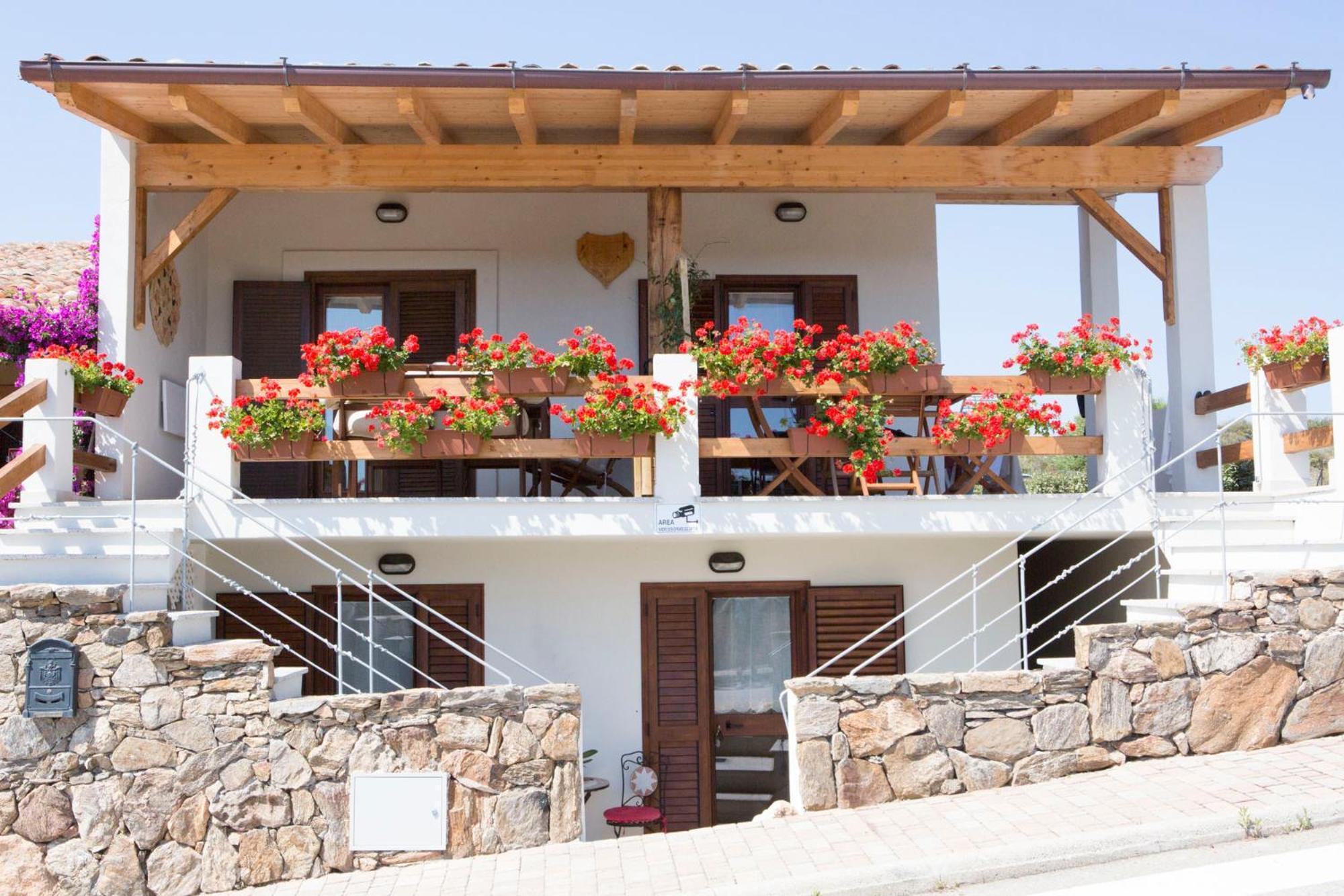 Apartamento Blue Portrait House Golfo Aranci Exterior foto