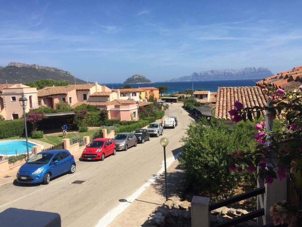 Apartamento Blue Portrait House Golfo Aranci Exterior foto