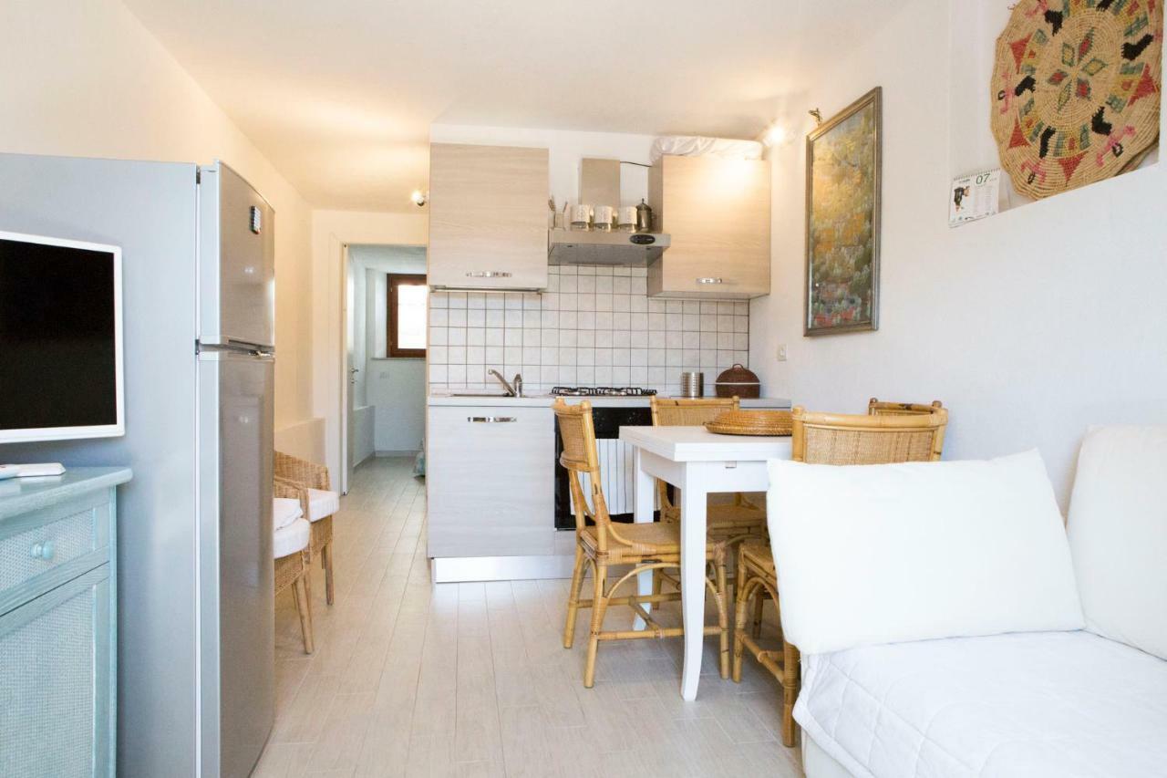 Apartamento Blue Portrait House Golfo Aranci Exterior foto